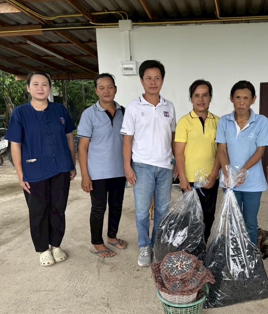 ลำปาง สปิริต "ทีม พลัง และการก้าวเดิน"🚶‍♀️     📢 สำนักงานพัฒนาชุมชนอำเภอห้างฉัตร จังหวัดลำปาง : ลงพื้นที่เยี่ยมเยียนครัวเรือนยากจนเป้าหมายที่มีรายได้ต่ำกว่าเกณฑ์ จปฐ. ปี 2568 (ประเภทพัฒนาได้)