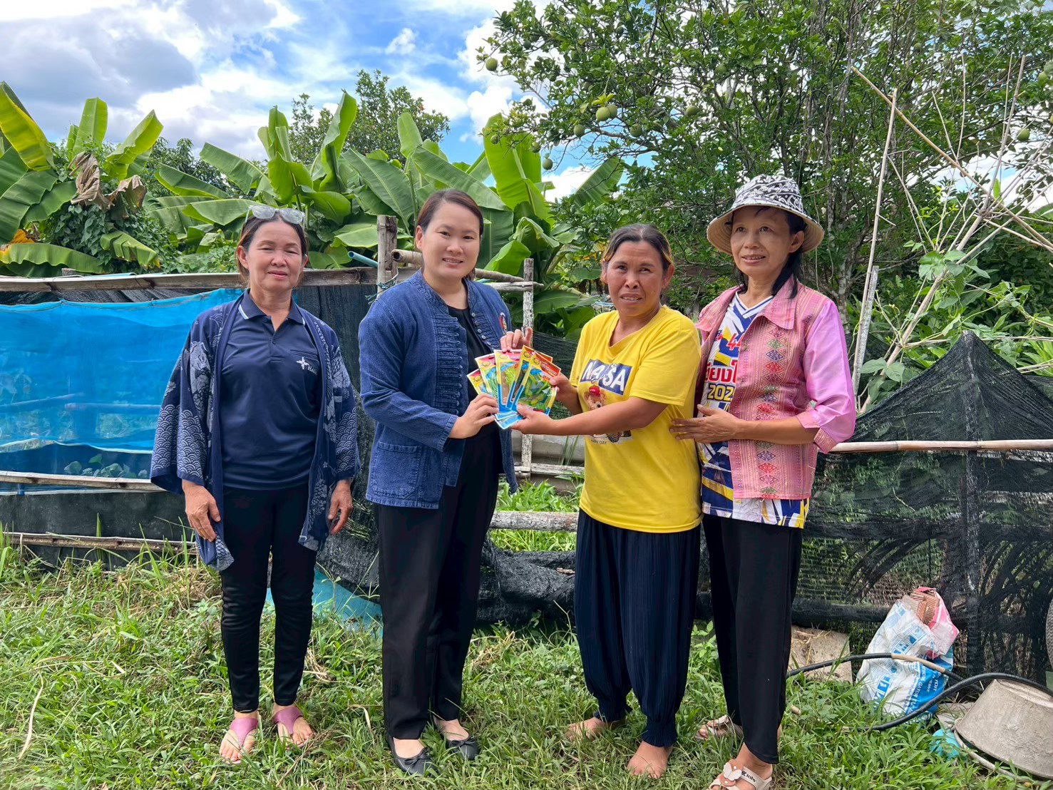 สำนักงานพัฒนาชุมชนอำเภอห้างฉัตร จังหวัดลำปาง : ลงพื้นที่เยี่ยมเยียนครัวเรือนยากจนเป้าหมายที่มีรายได้ต่ำกว่าเกณฑ์ จปฐ. ปี 2568 (ประเภทพัฒนาได้)